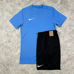 Nike Essential Set - Baby Blue / Black